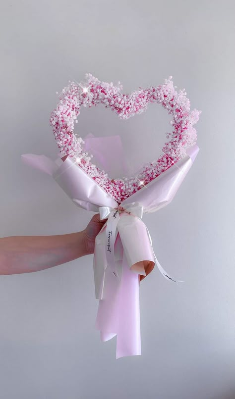 Balloon Bouquet Diy, Diy Bouquet Wrap, Luxury Flower Bouquets, Personalised Gifts Diy, Flower Box Gift, Flower Bouquet Diy, Diy Gift Set, Flower Gift Ideas, Bouquet Wrap