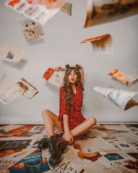 Influencer Photoshoot, Influencer Photography, Creative Self Portraits, Photoshoot Vintage, Photography Ideas At Home, Photo Hacks, Home Photo Shoots, Creative Fashion Photography, Self Photography