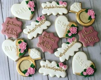 Bridal shower cookies | Etsy Engagement Cookies Ideas, Bridal Shower Cookies Decorated, Bridal Shower Sugar Cookies, Wedding Cookies Decorated, Edible Party Favors, Cookies Decorated With Royal Icing, Bachelorette Cookies, Engagement Cookies, Bridal Cookies