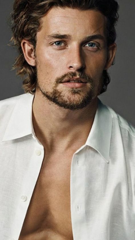 Wouter Peelen, Mert And Marcus, Beard Hairstyle, Corte De Cabelo Masculino, Curly Hair Men, Men Model, Beard Care, Good Looking Men, Perfect Man