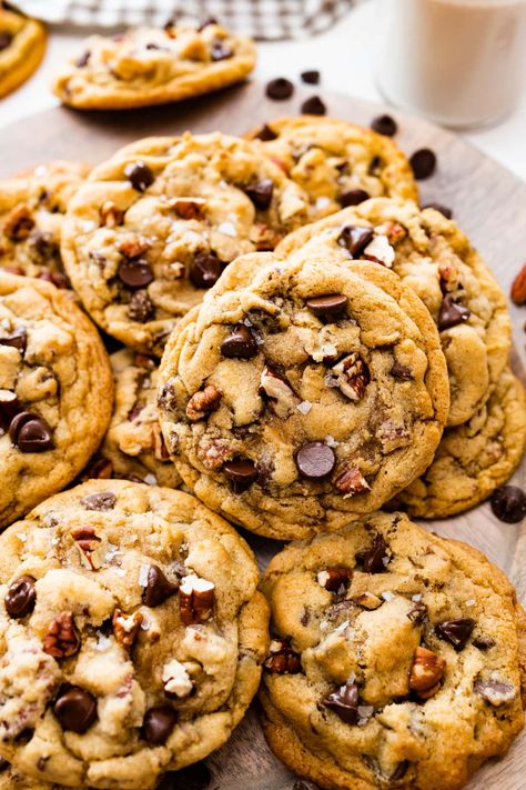 Maple Pecan Chocolate Chip Cookies - Two Peas & Their Pod Fall Menus, Pecan Chocolate Chip Cookies, Maple Chocolate, Peas Recipes, Pecan Chocolate, Maple Cookies, Salty Cookies, Coffee Canvas, Chocolate Chip Pecan Cookies