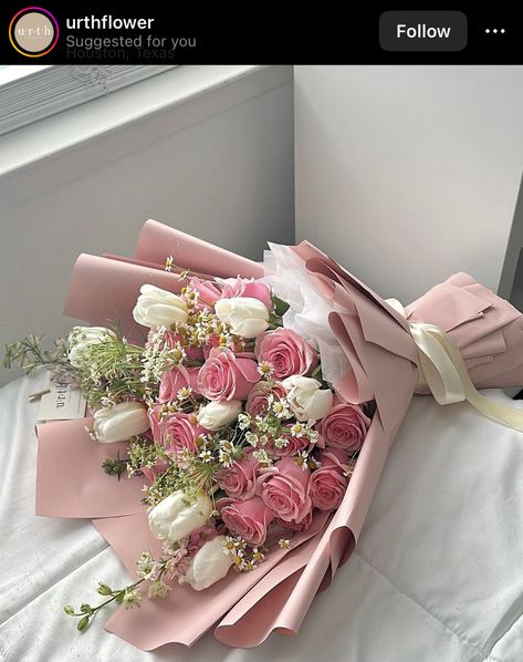 Light Pink Flower Bouquet, Ramos Aesthetic, Pink Roses Bouquet, Birthday Flowers Bouquet, Pink Flower Bouquet, Luxury Flower Bouquets, Pink Rose Bouquet, Fresh Flower Bouquets, Rose Flower Wallpaper