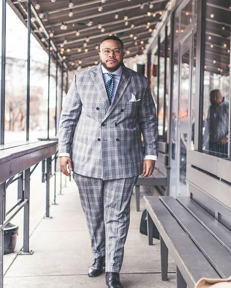 Sometimes a white pocket square can make the difference between a drab outfit and a fabulous one, so you'll want to have this on hand for when you need it. Brown Blazer Men, Male Entrepreneur, Plus Size Man Fashion, Big Man Style, Outfits For Big Men, Cogic Fashion, Fat Guy Fashion, Mens Plus Size Fashion, Plus Size Mens Fashion