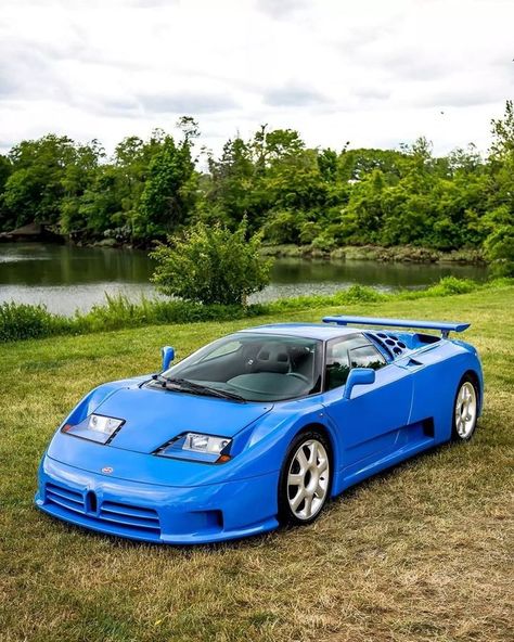 BUGATTI EB110 SS ✨⚡   📸: @knutemotorsport #iconiccars #cars #car Buggati Eb110, Eb110 Bugatti, Car Types, Bugatti Eb110, Hyper Cars, Iconic Cars, Real Steel, Bugatti Chiron, Pretty Cars