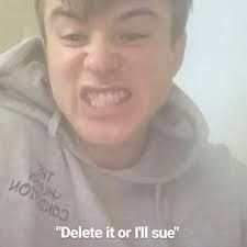 Alec Benjiman, Meme Pics, Alec Benjamin, Benjamin Bunny, Ocean Blvd, Troye Sivan, Music Artist, Fav Celebs, Meme Pictures