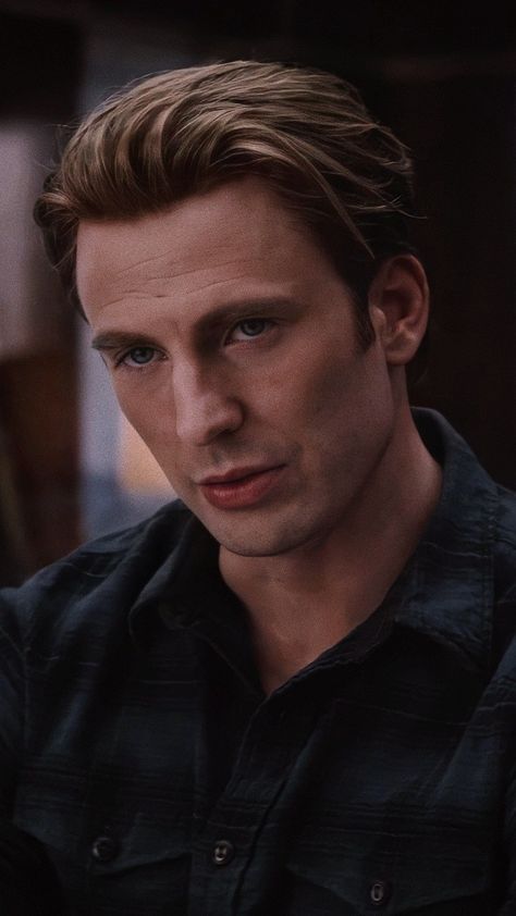 Captain America Hairstyle, Chris Evans Hairstyle, Captain America Haircut, Captain America Artwork, Nose Anatomy, Chris Evans Haircut, Steve Rogers Aesthetic, Hear Style, Captain America 2