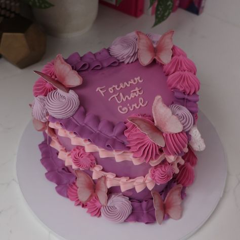 Forever that girl 💅💜🩷 - Cake Details - Size: Standard 7” (two layers) Add-ons: Butterflies (edible) #emmacakesseattle #emmacakes #customcakes #seattle #seattlecakes #heartcake #wiltoncakes #cakedecorating Wilton Cakes, Heart Cake, Girl Cake, Add Ons, Cute Cakes, Custom Cakes, Cake Decorating, Seattle, Butterflies