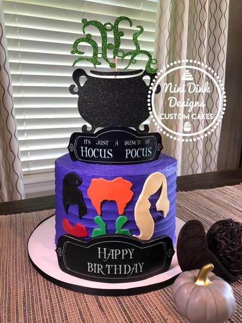 Hocus pocus cake Hocus Pocus Birthday Cake Ideas, Hocus Pocus Birthday Party Kids, Hocus Pocus Cake Ideas, Hocus Pocus Birthday Cake, Hocus Pocus Cupcakes, Hocus Pocus Birthday Party, Hocus Pocus Cake, Hocus Pocus Birthday, Hocus Pocus Decorations