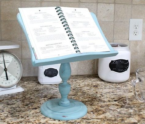 Thrift Store Makeover Ideas, Recipe Book Holders, Thrift Store Makeover, Thrift Store Diy, Recipe Holder, Thrift Store Crafts, Book Holder, Ideas Hogar, Deco Originale