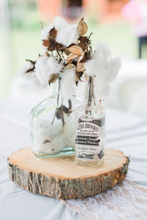 Cotton Flower Centerpiece, Cotton Wedding Decor Rustic, Cotton Wedding Decorations, Cotton Centerpiece Table Decorations, Cotton Themed Wedding, Cotton Decorations Ideas, Cotton Flower Wedding, Wedding Decorations Autumn, Cotton Wedding Decor