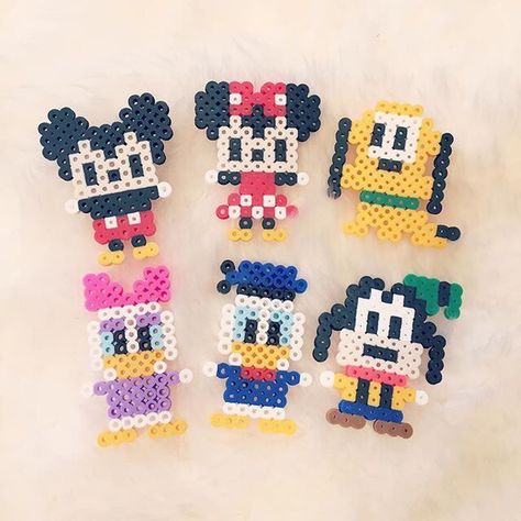 Mickey Mouse Perler Beads Mickey Mouse, Mickey Perler Beads, Perler Bead Frame Pattern, Character Perler Bead Patterns, Mickey Mouse Perler Beads, Pixel Art Ideas Simple, Homemade Frames, Sell Easy, Easy Perler Bead Patterns