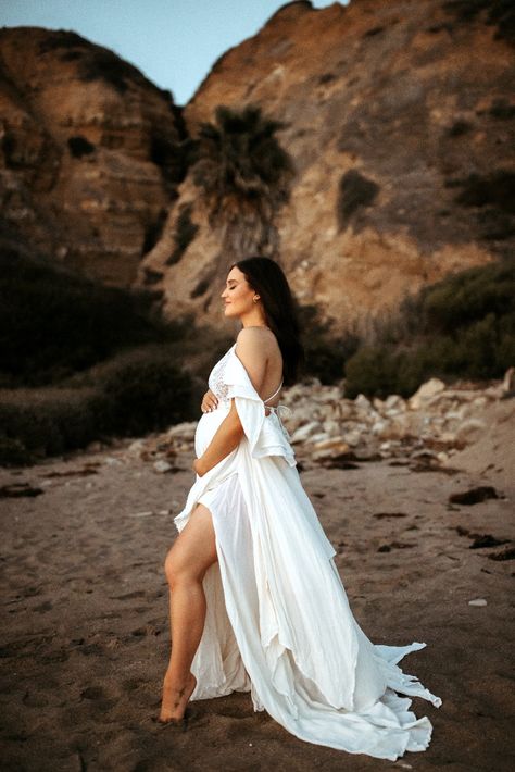 all the beach California vibes <3 Beach Pregnancy Photoshoot, Maternity Pics On Beach, Maternity Photo Shoot Ideas Beach, Maternity Shoot At The Beach, Maternity Beach Photos, Pregnant Photoshoot Ideas Beach, Pregnancy Shoot Beach, Pregnant Photoshoot At The Beach, Editorial Beach Maternity Shoot