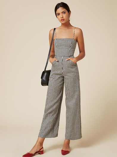 The Barclay Jumpsuit  https://www.thereformation.com/products/barclay-jumpsuit-sudoku?utm_source=pinterest&utm_medium=organic&utm_campaign=PinterestOwnedPins Jumpsuit Denim, Mode Inspiration, Outfits Casuales, Look Fashion, Spring Summer Fashion, Pretty Outfits, Gingham, What To Wear, A Woman