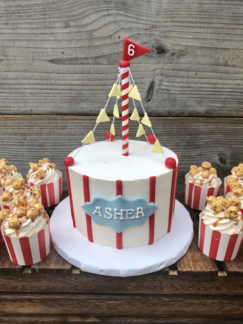 Diy Carnival Cake, Carnival Birthday Cake Simple, Circus Cake Ideas Simple, Circus Birthday Cupcakes, Simple Circus Cake, Simple Carnival Cake, Carnival Cake Ideas Simple, Simple Circus Birthday Cake, 3 Ring Circus Birthday Cake