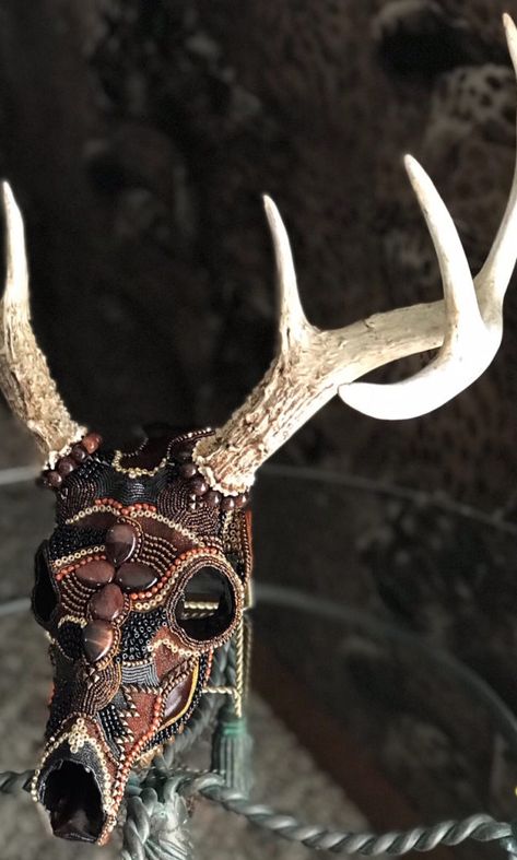 Beaded Deer Skull, Decorated Deer Skull, Oddities Art, Rustic Cowboy Decor, Animal Skull Art, Deer Skull Decor, Decorated Skulls, Skull Decorations, Deer Skull Art