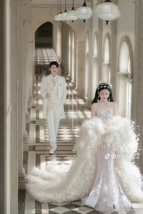 Korean Wedding Photos, Korean Wedding Dresses, Korean Pic, Korean Bride, Aigle Royal, Pic Beautiful, Korean Wedding Photography, Foto Wedding, Disney Princess Artwork