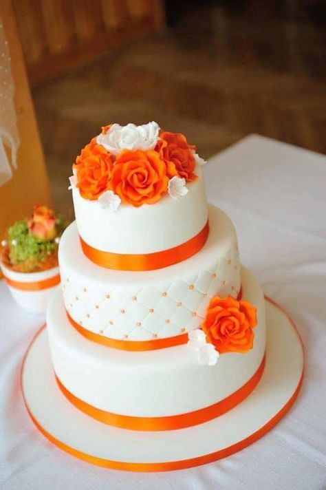 Orange Wedding Cake, Square Wedding Cakes, Purple Wedding Cakes, Smooth Cake, Buttercream Wedding Cake, Wedding Cakes Blue, Gateaux Cake, Wedding Cake Rustic, Fall Wedding Cakes