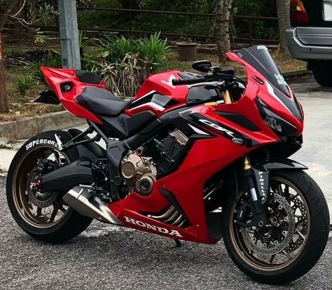 Honda Motorcycles Cbr, Cbr Fireblade, Cbr 650r, Honda Cbr650r, Honda Cbr 1000rr, Japanese Motorcycle, Pretty Bike, Bike Pic, Honda Cbr 600