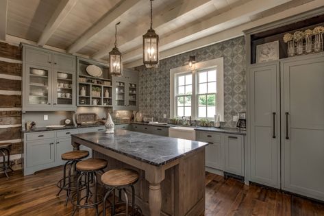 Historic 200 Year-Old Renovation - Farmhouse - Kitchen - Nashville - by Hallmark Building Group, Inc. | Houzz Kitchen With Beams, Old House Decorating, Historic Kitchen, Renovated Kitchen, Old Farmhouse, Historic Home, Historic Homes, Kitchen Renovation, Old House