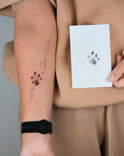 Paw print in original size 🐾 + some abstract lines @valeria.polnoch #valeriapolnoch #tattoobelgrade #belgradetattoo Line Tattoos, Paw Prints, Tattoo Idea, Abstract Lines, Paw Print, Tattoos, The Originals