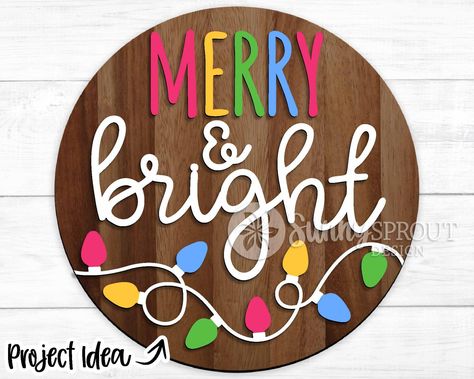 Christmas Decor Ideas With Cricut, Merry And Bright Christmas Sign, Holiday Wood Rounds, Merry And Bright Door Hanger, Circle Christmas Signs, Christmas Cricut Signs, Diy Christmas Decorations For Inside, Christmas Crafts To Sell 2023, Cricut Wood Signs