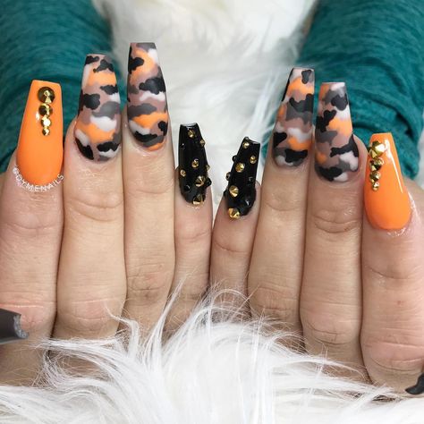 Get this amazing design by using all of LeChat's amazing colors Camo Nail Designs Camouflage, Orange Camo Nails, Fall Time Nails, Camo Nail Designs, Fantastic Nails, Camouflage Nails, Matted Nails, Orange Nail Art, Camo Nails