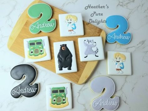 Trash Truck Netflix Cookies, Trash Truck Cookies, Netflix Trash Truck, Trash Truck Party, Truck Party Ideas, Truck Cartoon, Trash Truck, Cartoon Cookie, 2nd Birthday Party Ideas