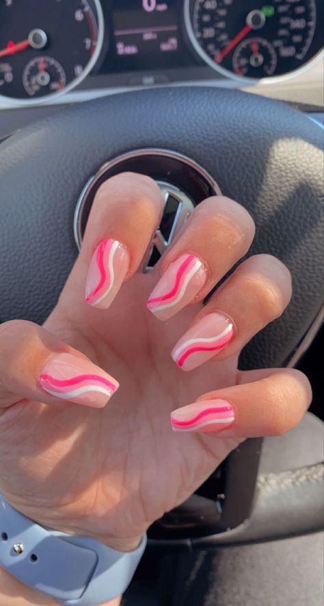 Gel Nails Ideas School, Hot Pink Wave Nails, Pink And White Squiggle Nails, Pink Nails Line Design, Hot Pink Squiggle Nails, Neon Wave Nails, Pink Nails With Squiggly Lines, Pink Nail Swirls, Pink Line Nail Designs