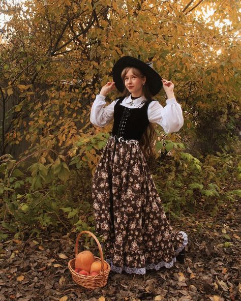 Witchy self portraits for Halloween 🎃✨🍁 I can't believe that October is almost over and I'll have to put my witch hat on the highest shelf 🦇 . . . . . . . . . #witchcore #pumpkinspiceseason #halloweencostume #darkcottagecore #practicalmagic #cottagewitch #witchaesthetic #witchy #forestwitch #creativemakeup #fallphotoshoot #falltrees #spookyseason #halloween #naturewitch #halloweenphotography #folkwitch #halloweencosplay #medievalwitch #witchphotoshoot #creativephotography #cottagegoth #soft... Country Witch, Cottage Goth, Medieval Witch, Nature Witch, Cottage Witch, Witch Core, W.i.t.c.h Aesthetic, Halloween Photography, Self Portraits