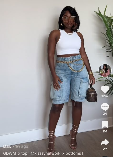 Cute Cookout Outfits Black Women, Fish Fry Outfit Summer, Summer Looks For Black Women, Roots Picnic Outfit Black Women, Cargo Shorts Outfits Women Summer, Denim White Outfit, Jean Shorts Outfit Black Women, Summer Concert Outfits Black Women, Cookout Outfits Black Women