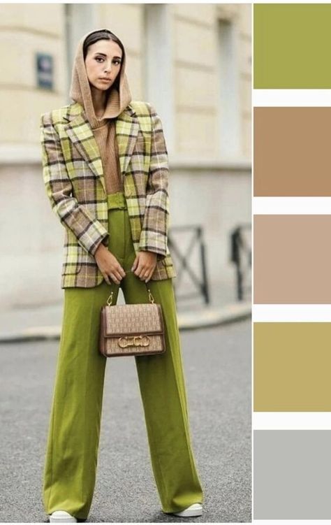 Contrast Outfit, Informal Attire, Paint Color Combos, Green Color Combinations, Colour Combinations Fashion, Color Combos Outfit, Color Blocking Outfits, Color Combinations For Clothes, Clueless Outfits