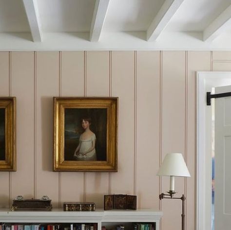 Fairfax Interiors | Panelled walls make for such a perfect back drop to an English country farmhouse, especially when they’re original. Setting plaster pin... | Instagram English Country Farmhouse, Setting Plaster, Panelled Walls, Scottish Cottages, April 26, Country Farmhouse, Pretty Colours, Sitting Room, Wall Paneling