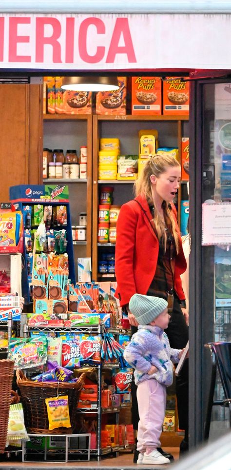 Reese's Puffs, Flavored Lip Balm, Amber Heard, How Old, The Balm, Amber, In This Moment, Quick Saves