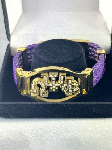 Omega Psi Phi Paraphernalia, Omega Psi Phi