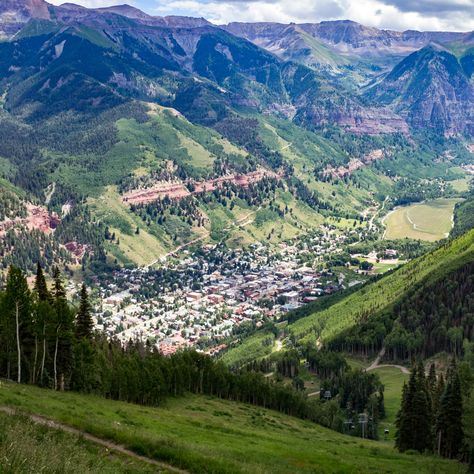 Hot Springs In Colorado, Telluride Ski Resort, Colorado Trip, Golden Colorado, Brand Aesthetic, Telluride Colorado, Colorado Vacation, Colorado Hiking, Ice Climbing