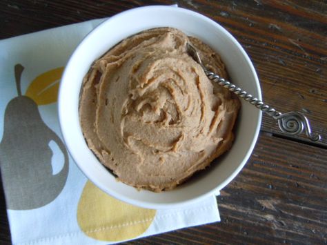 Sinckerdoodle Dessert Hummus Sweet Hummus, Snickerdoodle Desserts, Nutmeg Notebook, Hazelnut Dessert, Chocolate Peanut Butter Desserts, Dessert Hummus, Clean Eating Desserts, Kinds Of Desserts, Light Desserts