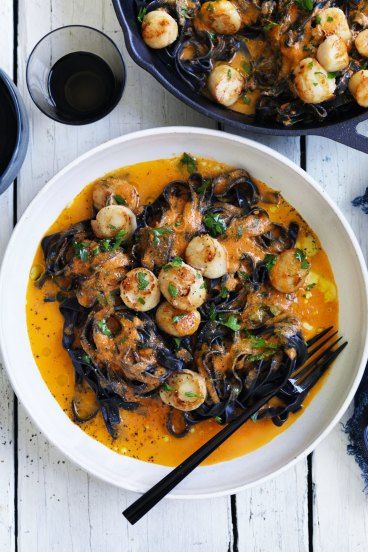 Dark pleasures: Squid-ink pasta with scallops Black Bean Pasta Recipes, Squid Ink Pasta Recipe, Pasta With Scallops, Squid Pasta, Bean Pasta Recipes, Long Pasta, Shrimp And Pasta, Black Pasta, Ink Pasta