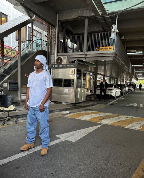 @moviesandstuff1 Rock Summer Outfits, Asap Rocky Outfits, Lord Pretty Flacko, Pretty Flacko, Ny Style, Black Men Fashion Casual, Boys Fits, Asap Rocky, Baggy Style