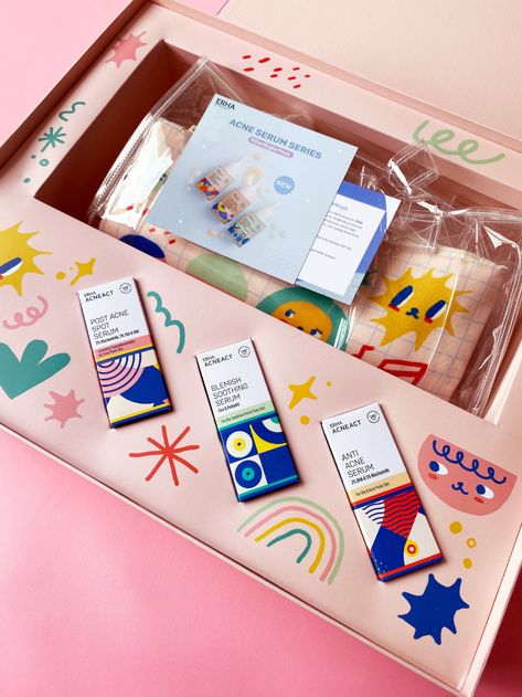 Kids Package Design, Colorful Table Setting, Branding Design Packaging, Brand Kit, Paint And Sip, Beauty Packaging, Diy Clay Crafts, Creative Packaging, Craft Box