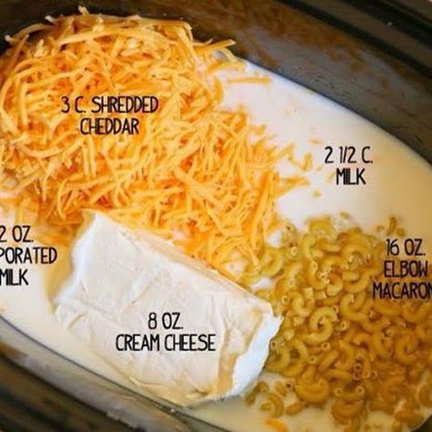 Combine these rich ingredients to make a creamy, cheesy, and easy mac n cheese in your crockpot. Slow Cooker Mac Cheese, Cauliflower And Cheese, Best Mac N Cheese Recipe, Crockpot Mac And Cheese, Best Mac And Cheese, Mac Cheese Recipes, Mac And Cheese Recipe, Crockpot Dishes, Crockpot Recipes Slow Cooker