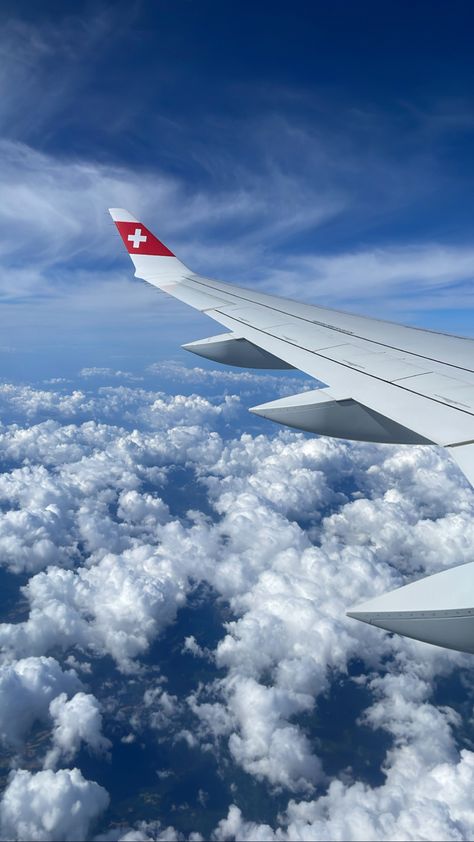 #swiss #swizlerland #flight Qantas Plane Aesthetic, Swiss Airlines, United Airlines Aesthetic, Switzerland Flag Aesthetic, Swiss Airplane, Plane Wing, Switzerland Flag, United Airlines Flight 175, Aircraft Pictures