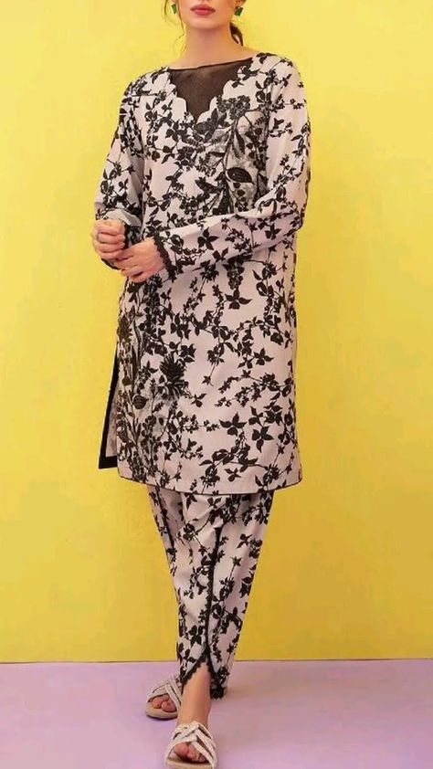 Tulip Shalwar, Shalwar Kameez Designs, Shalwar Design, Printed Kurti Designs, Cotton Suit Designs, Simple Dress Casual, Kameez Designs, Tiered Dresses, Neck Designs For Suits