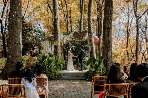 Woodsy Wedding Venues, Arrow Photography, Wedding Venues Pennsylvania, Stroudsburg Pa, The Poconos, Mountain Wedding Venues, Woodsy Wedding, Wedding Reception Locations, Ceremony Seating