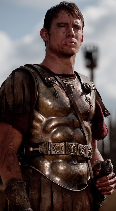 Channing Tatum in The Eagle Chibs Sons Of Anarchy, Roman Gladiators, Roman Civilization, Hollywood Actors Handsome, Roman Armor, Fantasy Garb, Roman Britain, Roman Warriors, Captive Prince