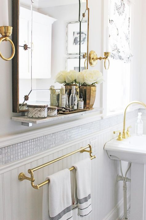 The Simple, Affordable, Yet Totally Transformative Addition Your Bathroom Needs Bathrooms With Beadboard Wainscoting, Bathroom Wainscoting Ideas, Bathroom Wainscoting, Makeover Kamar Mandi, Victorian Style Bathroom, Beadboard Bathroom, Beadboard Wainscoting, Bathroom Mirror Design, Wainscoting Bathroom