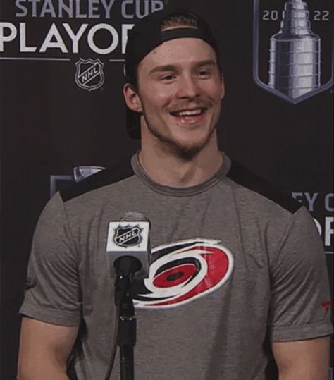 Andrew Svechnikov, Andrei Svechnikov Girlfriend, Andre Svechnikov, Andrei Svechnikov, Hockey Men, Hockey Memes, Hot Hockey Players, Tyler Seguin, Hockey Boys