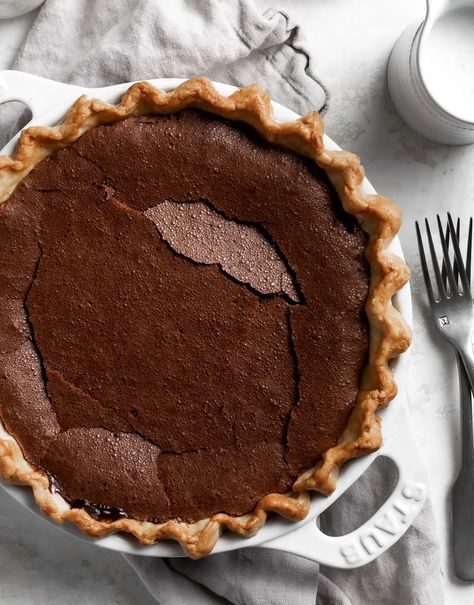 Chocolate Chess Pie Recipe, Delicious Thanksgiving Desserts, Southern Pies, Chess Pie Recipe, Chocolate Chess Pie, All Butter Pie Crust, Fun Thanksgiving Desserts, Chess Pie, Pumpkin Pie Bars