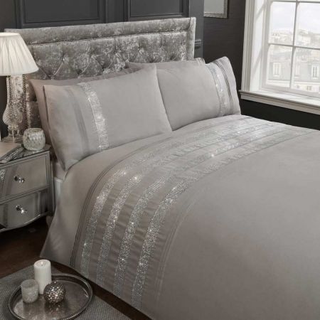 Carly Embellished Bedding Set - Grey Grey Duvet, Gray Duvet Cover, King Size Duvet Covers, Double Duvet Covers, King Size Duvet, Quilted Duvet, Gray Bedroom, Bed Sets, Comforter Cover