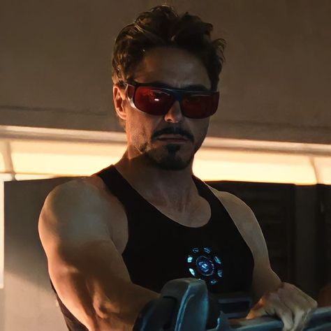 Robert Downey, Robert Downey Jr, Tony Stark, Iron Man, A Man, New York, Blue