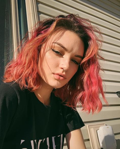 @xobaileym looks straight fire with this shade! 🔥 She mixed together Virgin Pink and Electric Paradise and let it fade out for these locks!… Hair Wishlist, Moving To America, Fancy Buns, Glow Aesthetic, Hair Slick, Alternative Fashion Outfits, Coral Hair, Bright Highlights, Arctic Fox Hair Color